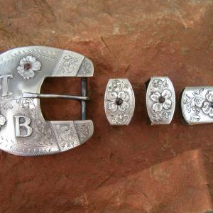 Four piece nicke with rubies